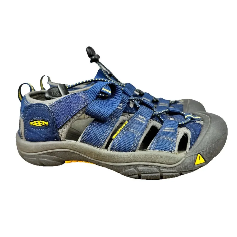 KEEN Newport H2 Sport Sandals Youth Size 2 Hiking Walking